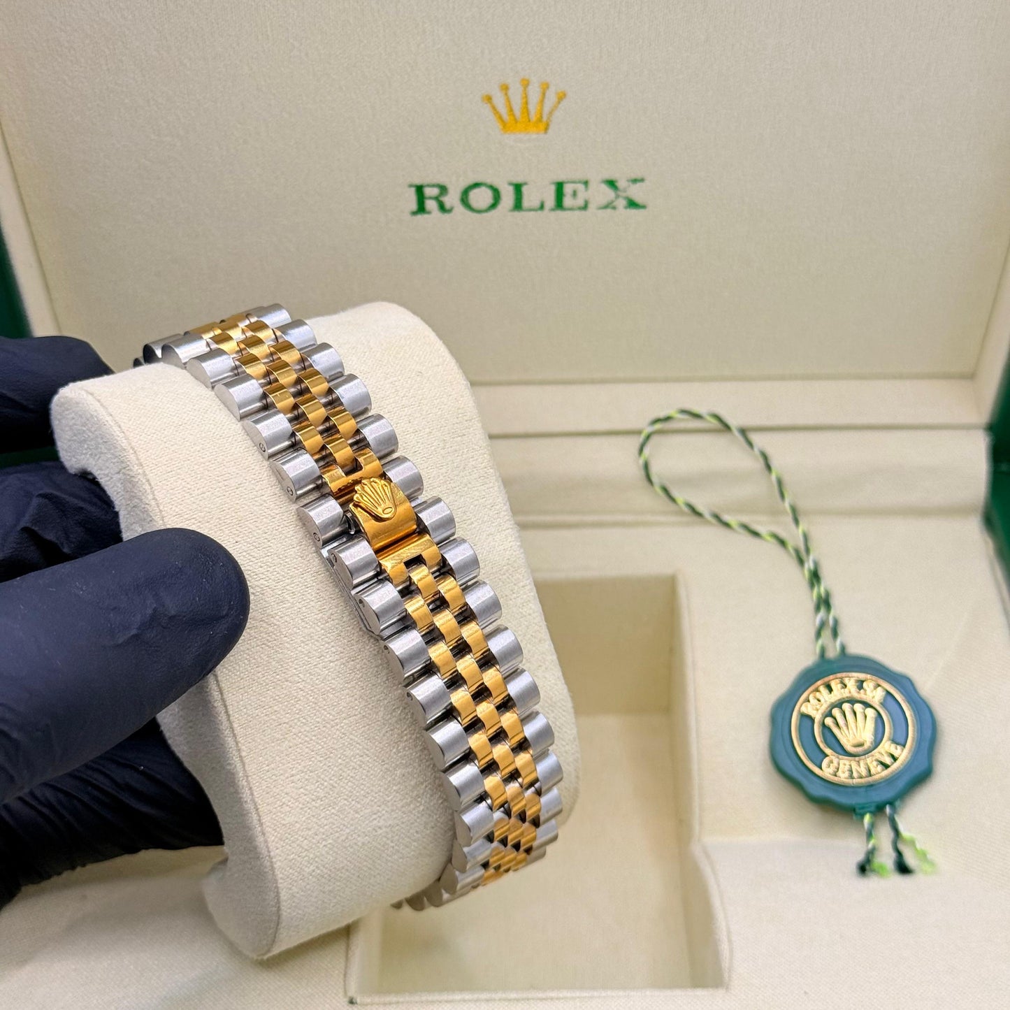 Rolex jublie  chain truetone black dial